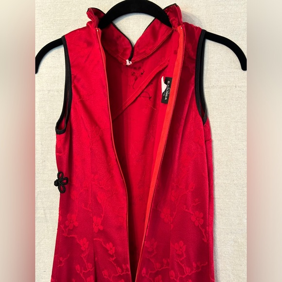 Vintage Red Floral Patterned Chinese Qipao Style Dress - Picture 7 of 9